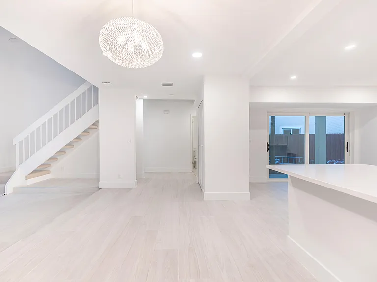 7860 Stanway Pl W — Photo 10