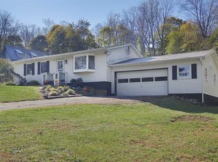 30 Amherst Ln, Wappingers Falls, NY 12590