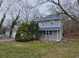 102 Patchogue Dr, Rocky Pt, NY 11778