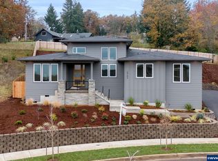 2702 SW Wolverine Dr, Corvallis, OR 97333