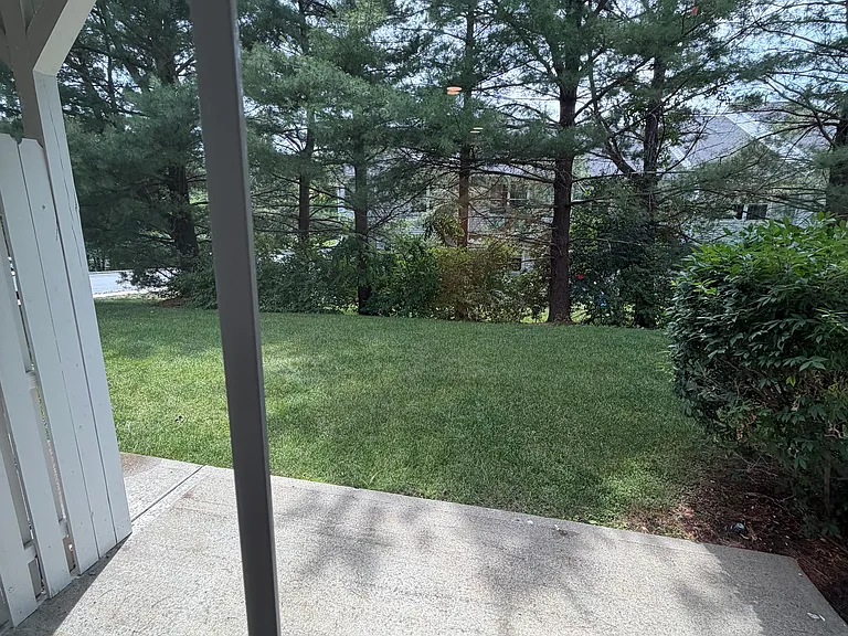604 Knollwood Ct #604 — Photo 25