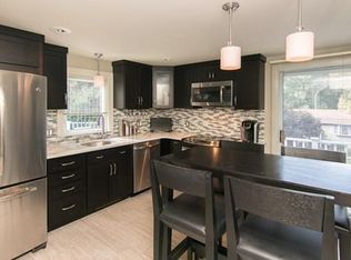 137 Elmwood St, North Attleboro, MA 02760