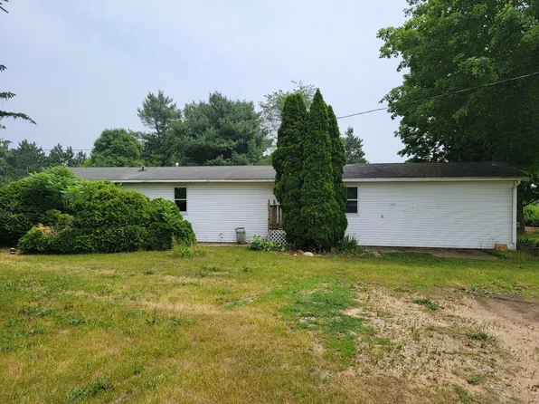 495 Kinneville Rd, Leslie, MI 49251