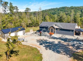 402 Teakwood Dr, Pittsville, VA 24139