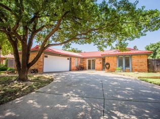 8608 Knoxville Ave, Lubbock, TX 79423