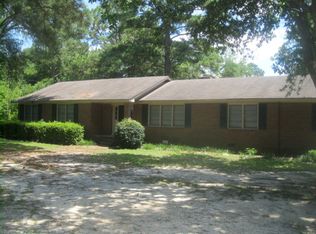 707 Victoria Cir, Dublin, GA 31021