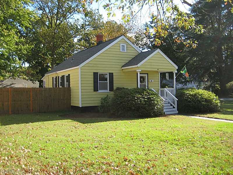 1st image of 40 Newport Ave