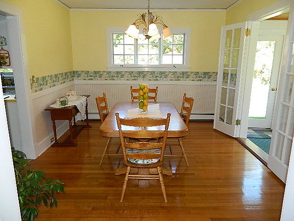 Dining Rm