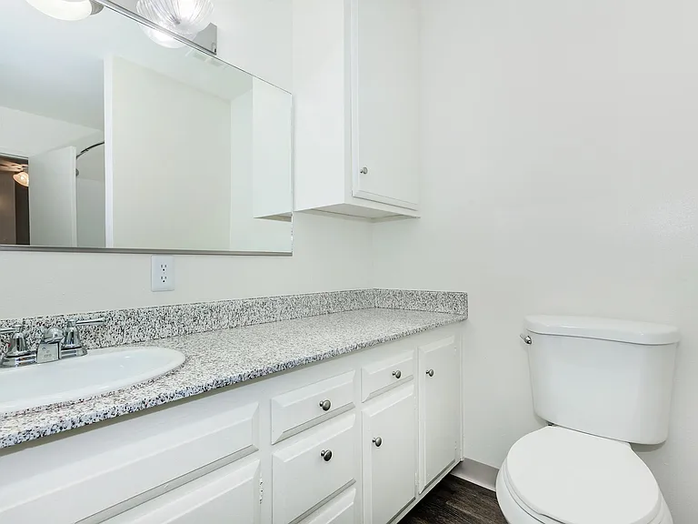 Normandy Apartment Homes — Photo 35