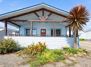 1209 Rowland Ln, Brookings, OR 97415