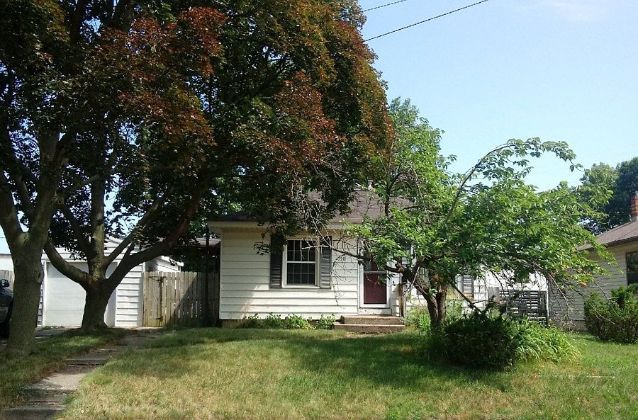 1st image of 3050 Birchwood Ave SW