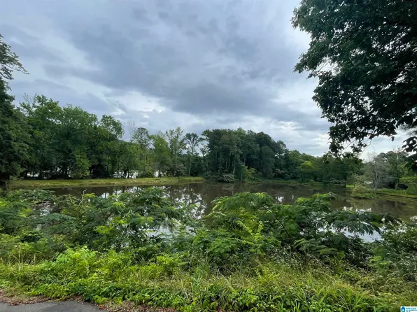 151 Ash St #M/l, Leeds, AL 35094