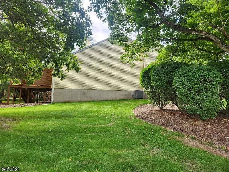 1 bed, 1.0 bath, $2,900 — Photo 3