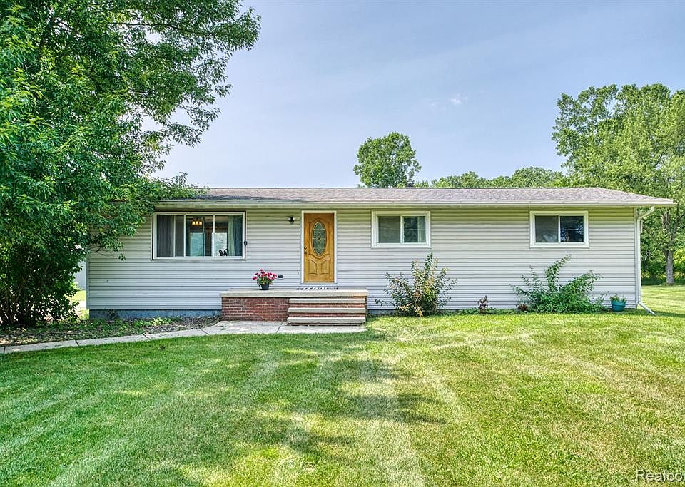 3553 Hogback Rd, Fowlerville, MI 48836 Zillow