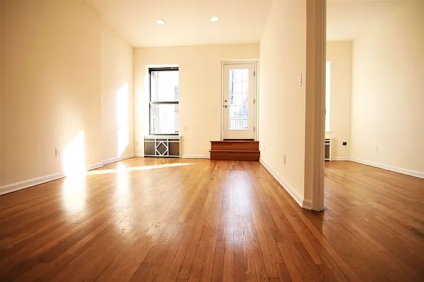 Rented by JK Dansar Corp | media 11