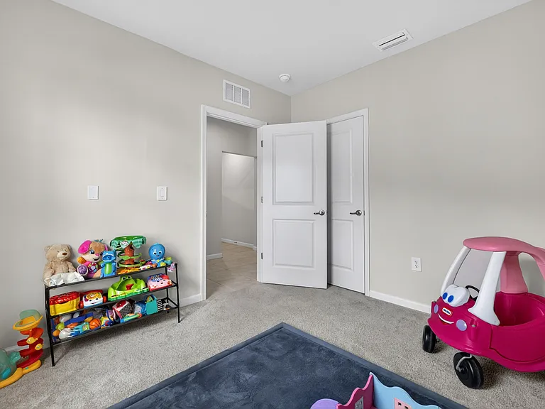 9449 SW Libertas Way — Photo 29