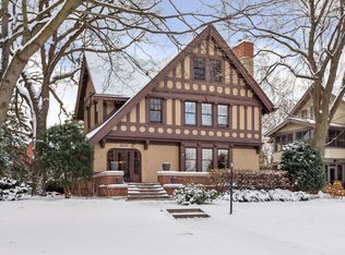 2010 Summit Ave, Saint Paul, MN 55105