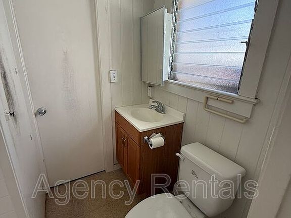 4th image of 1141 Rycroft St APT A