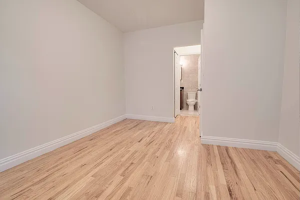 Rented by Oxford Property Group | media 21