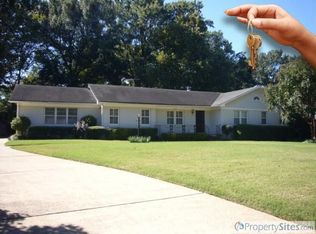 5203 Gwynne Rd, Memphis, TN 38117