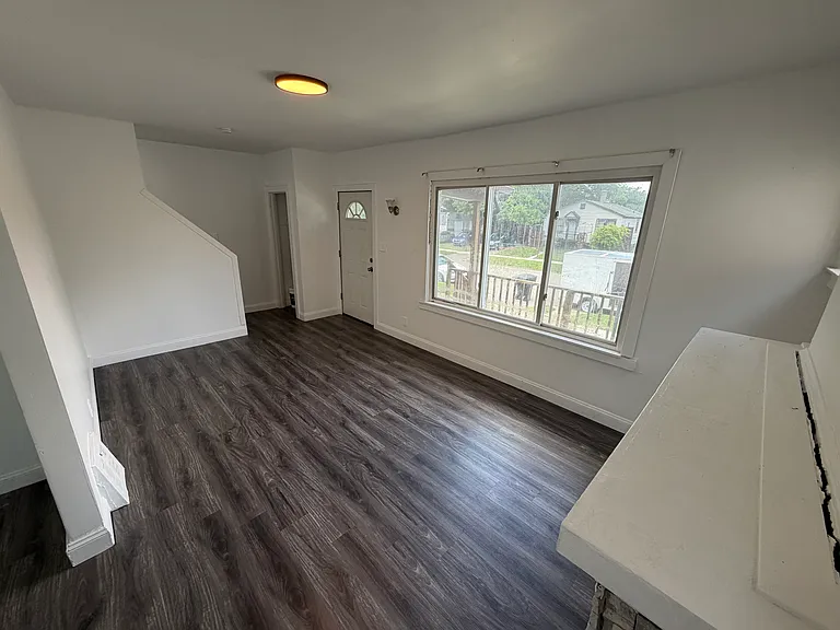 11578 Whithorn St — Photo 3