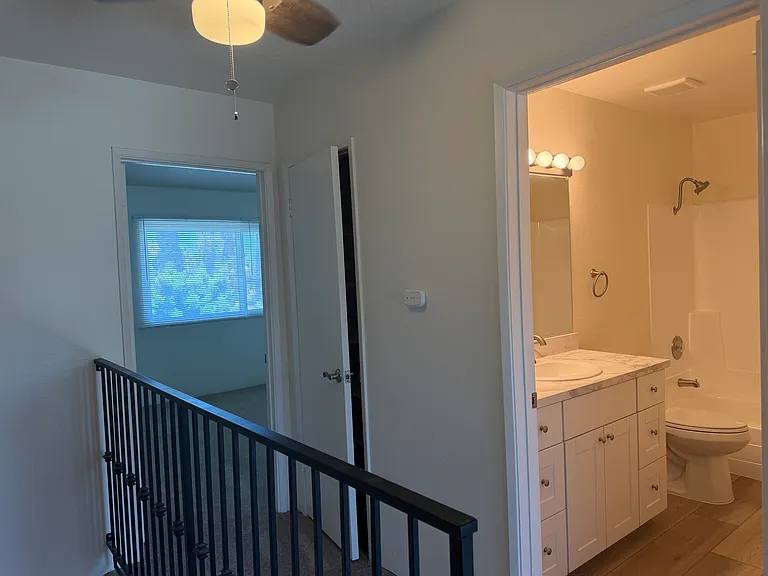 4624 W Point Loma Blvd #9 — Photo 19