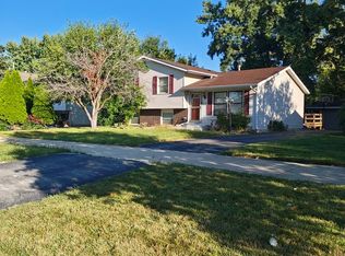 836 Lily Cache Ln, Bolingbrook, IL 60440