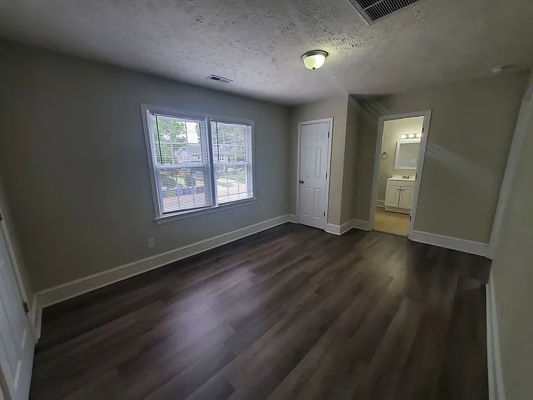222A Woodrow St — Photo 5