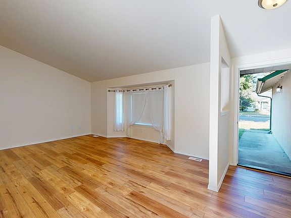 3rd image of 5701 58th Ct SE