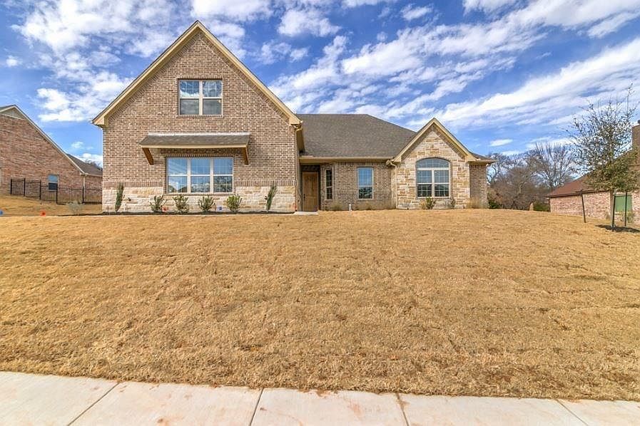 1st image of 3505 Lakeway Dr