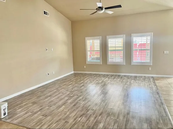 2564 N Constance Ave, Fresno, CA 93722
