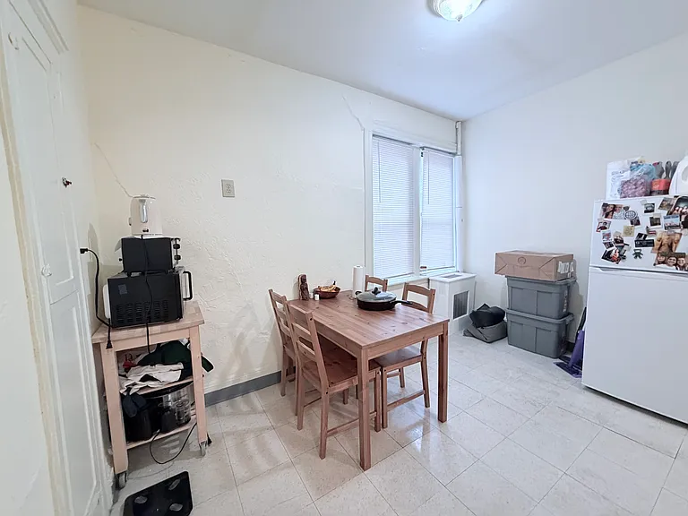 24 Phillips St #4 — Photo 7