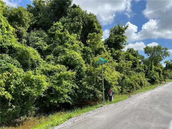 Mathis Ave, Harvey, LA 70058