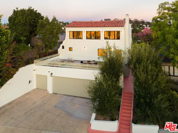 1876 Lemoyne St, Los Angeles, CA 90026