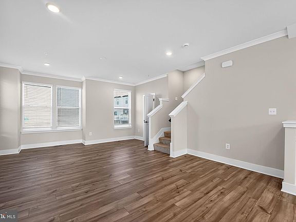 5th image of 1511 Roland Heights Ave