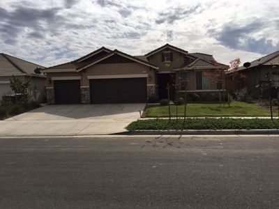 1153 W Creek Way, Hanford, CA, 93230