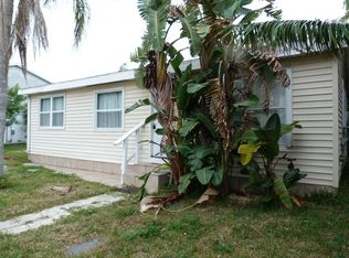 18196 3rd St E, Redington Shores, FL 33708