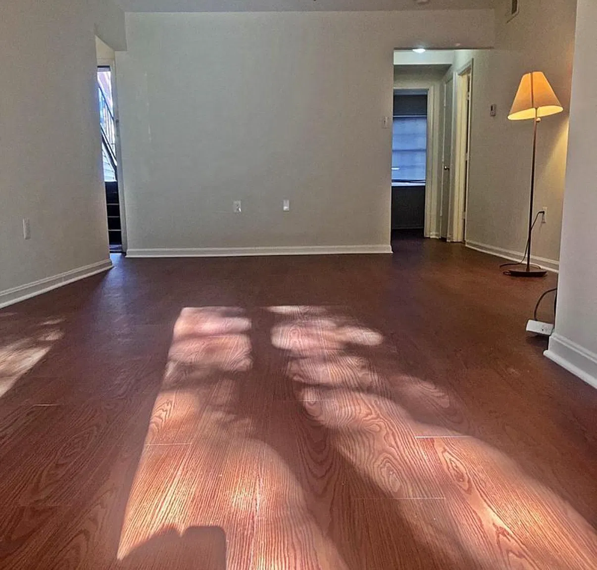 2 bed, 975 sqft, $2,375 — Photo 3