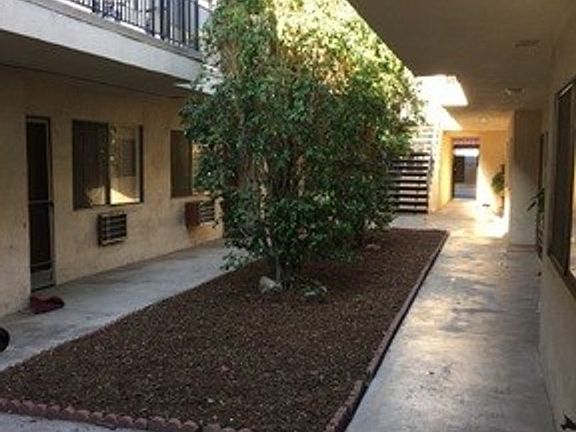 5th image of 7356 Haskell Ave APT 05