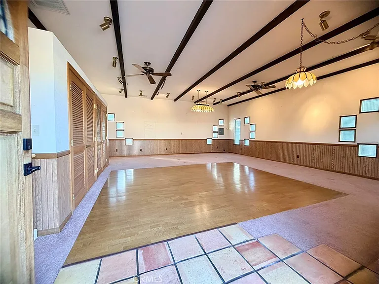 19230 Pinto Way — Photo 44
