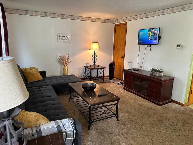 2907 Edison Ave — Photo 10