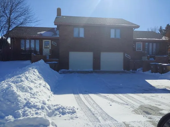 1726 Person St, Laramie, WY 82070