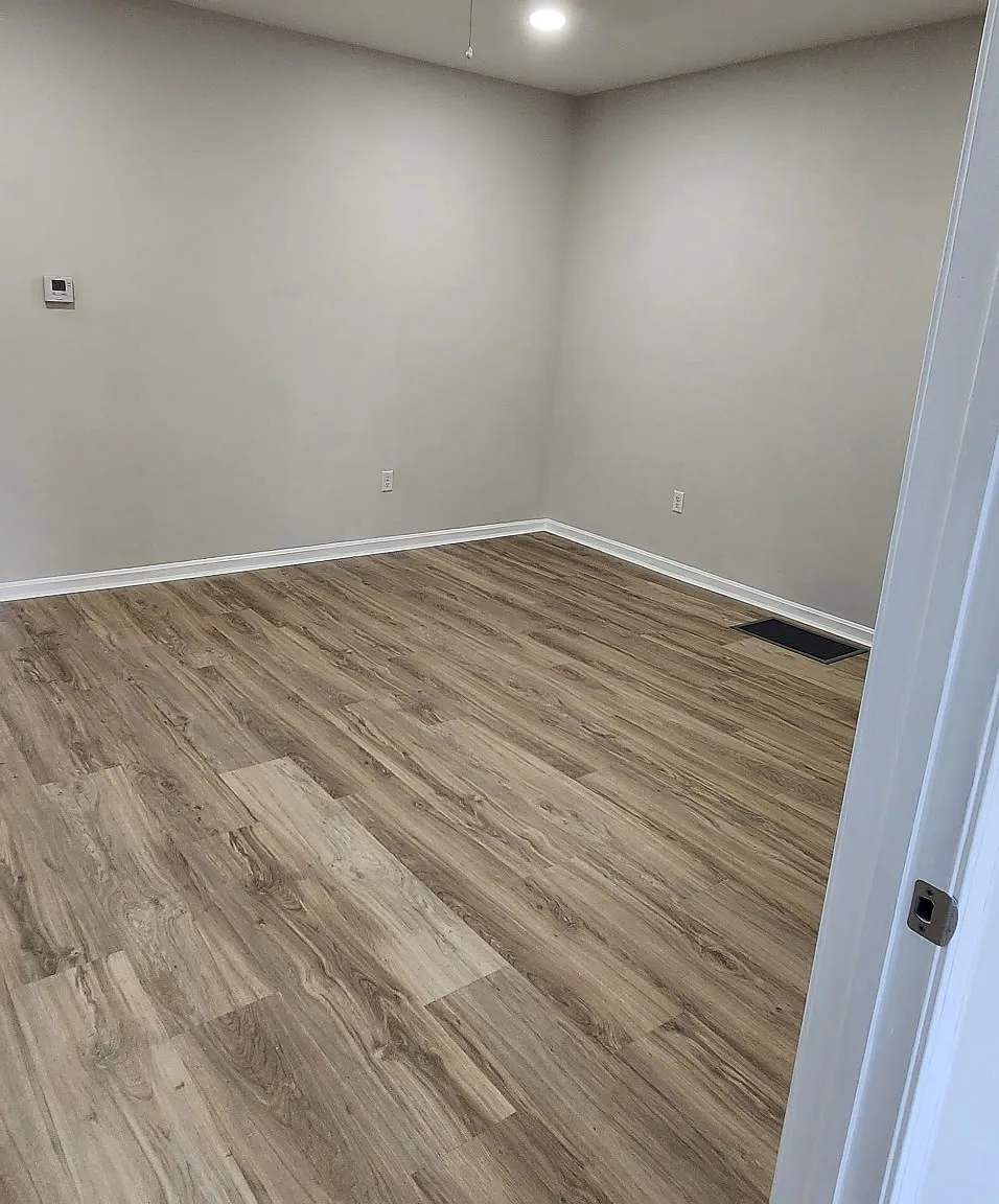 2 bed, 950 sqft, $1,250 — Photo 4