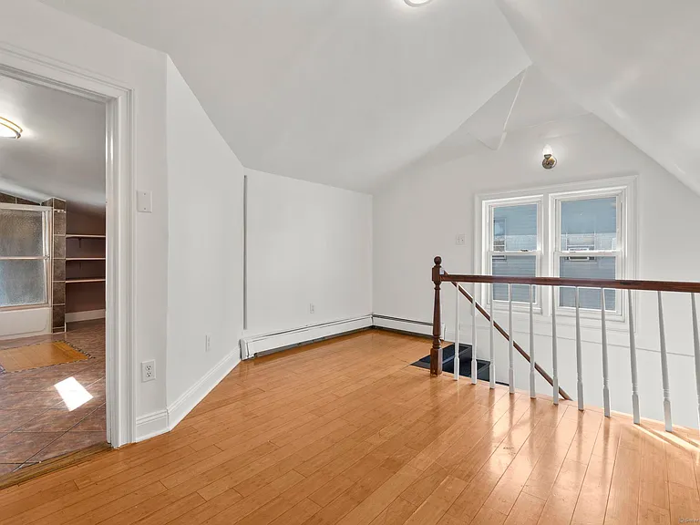 48 Lockwood Ave #3 — Photo 15