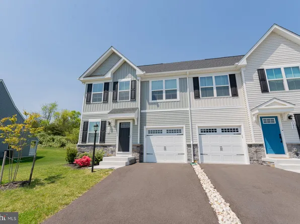 190 Blantons Rd, Martinsburg, WV 25405