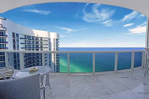 15901 Collins Ave Photo 1