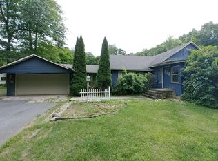 1257 E Mountain Rd, Westfield, MA 01085