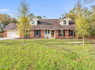 608 Esplanade Ave, Bay Saint Louis, MS 39520