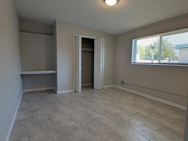 1822 Alvarado Dr NE — Photo 6