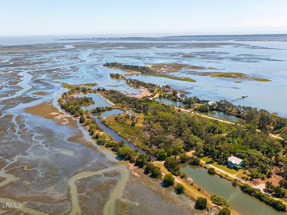 200 Little Horse Island Dr, Saint Helena Island, SC 29920 MLS 181032
